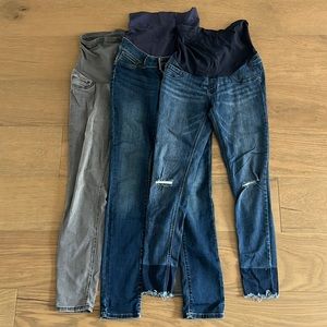 Bundle of 3 maternity jeans!